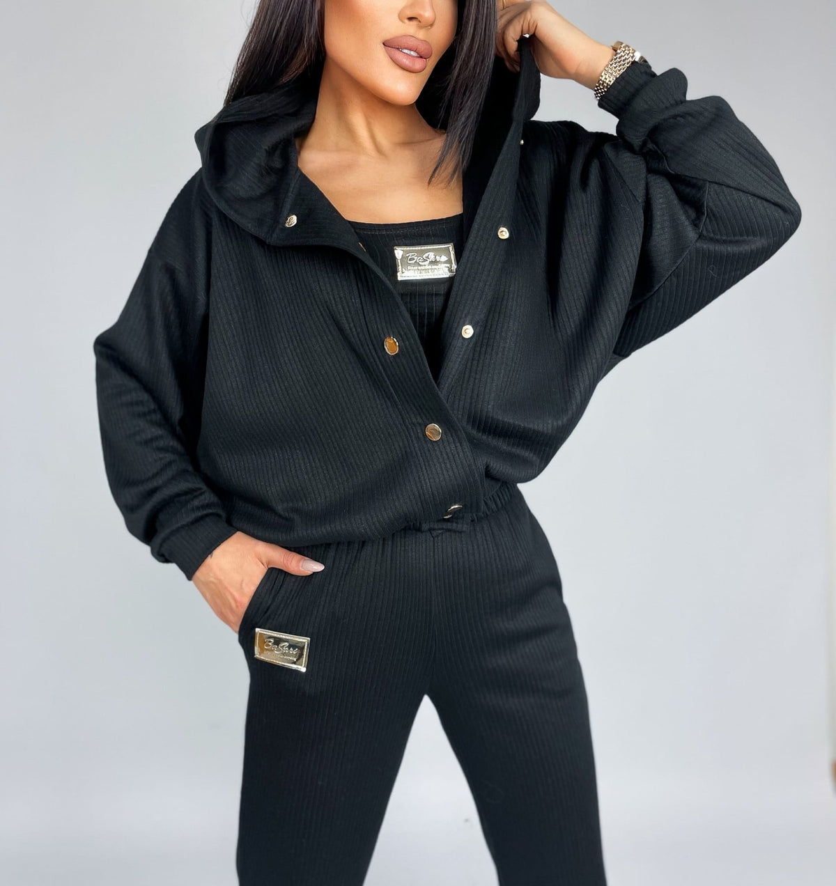 Basari Slow Three-Piece Ribbed Hooded Set