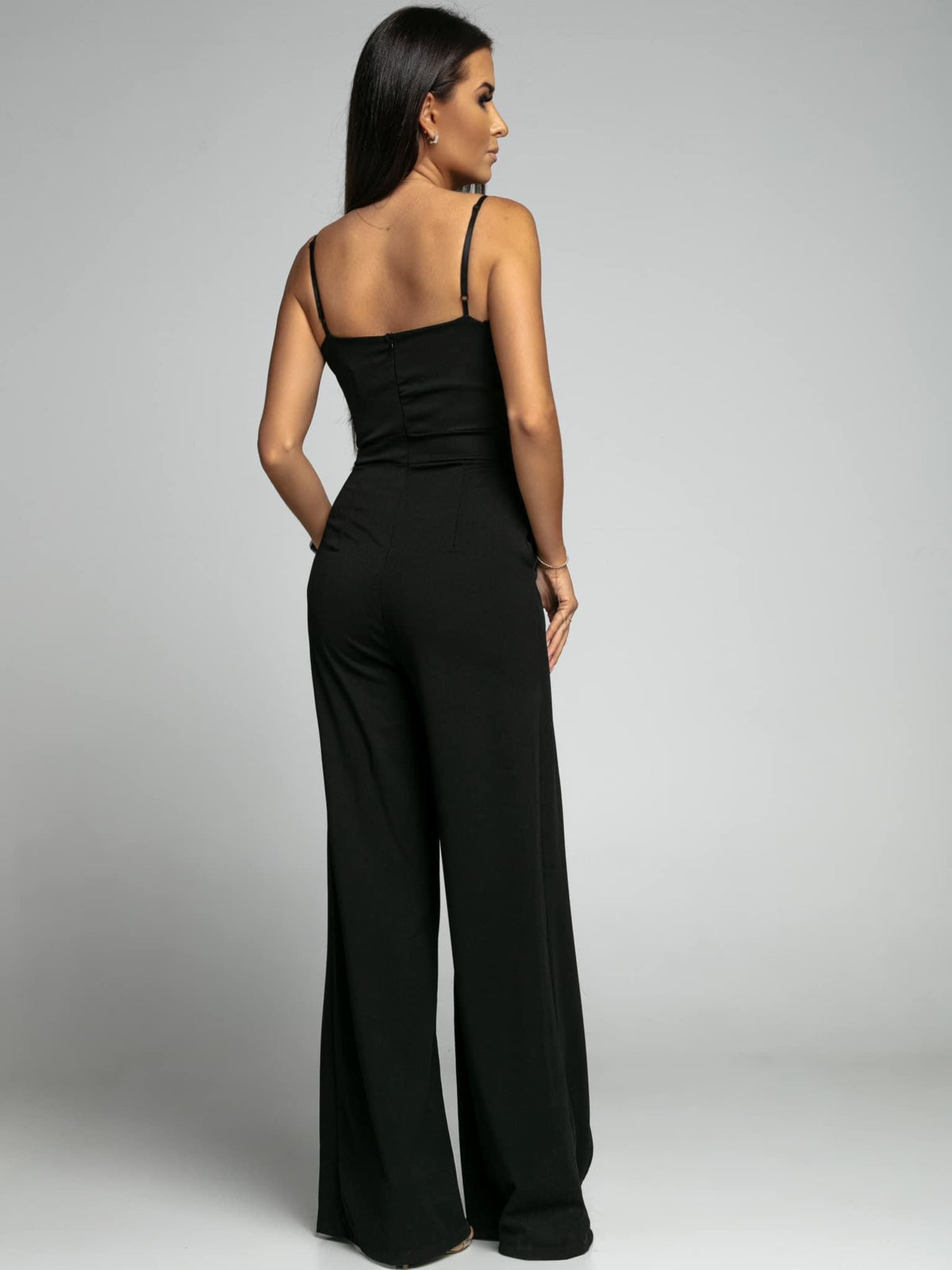 Elegant Jumpsuit With Pockets