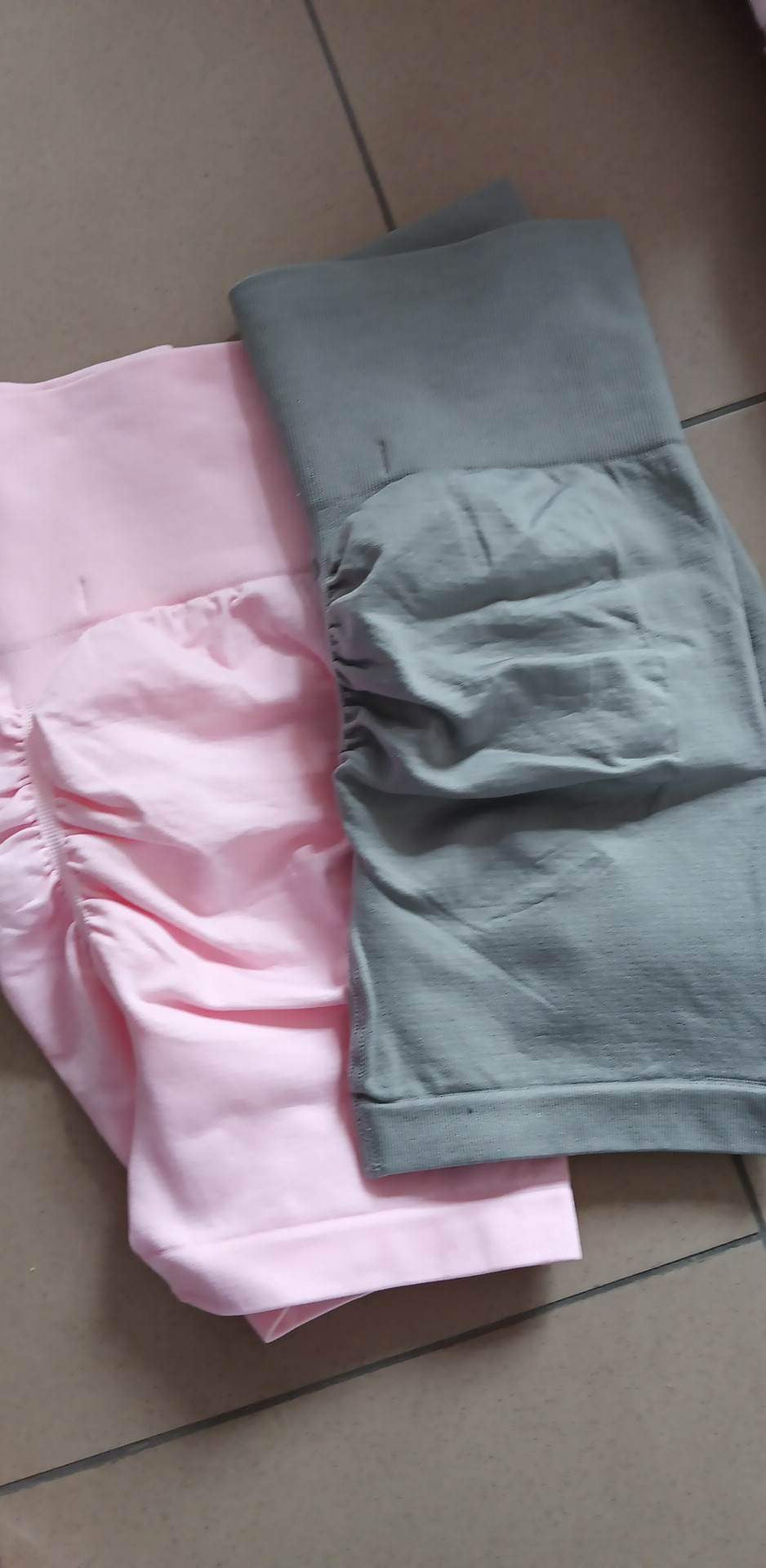 Short Leggings