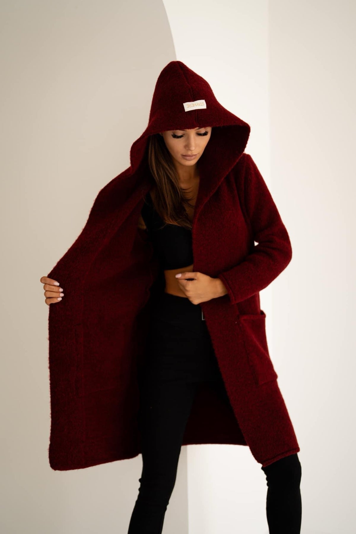 Stay Here Women's Oversized Cardigan in Burgundy