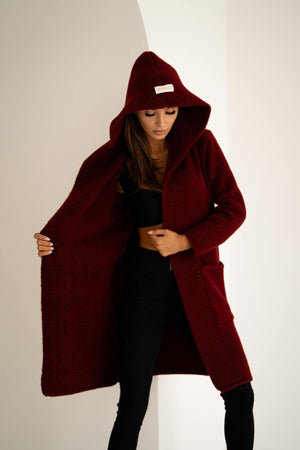 Stay Here Women's Oversized Cardigan in Burgundy