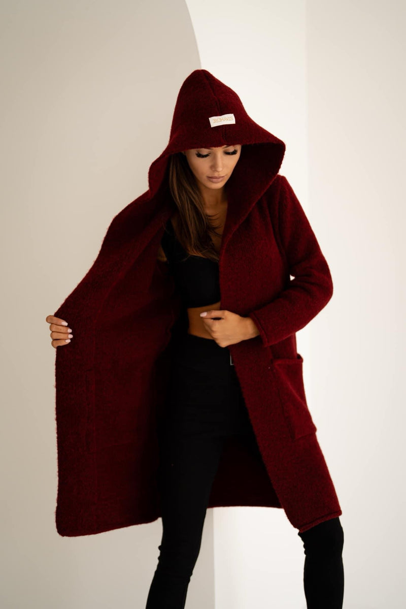 Stay Here Women's Oversized Cardigan in Burgundy