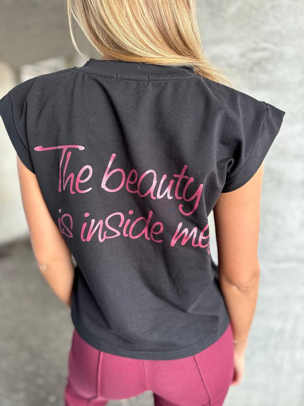 Black Slogan Blouse in 100% Cotton