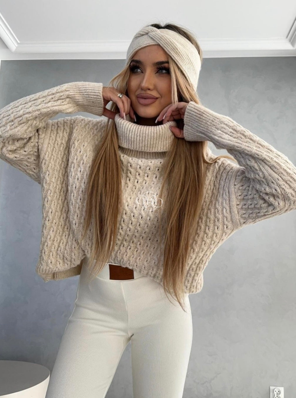 Textured Knit Turtleneck Jumper