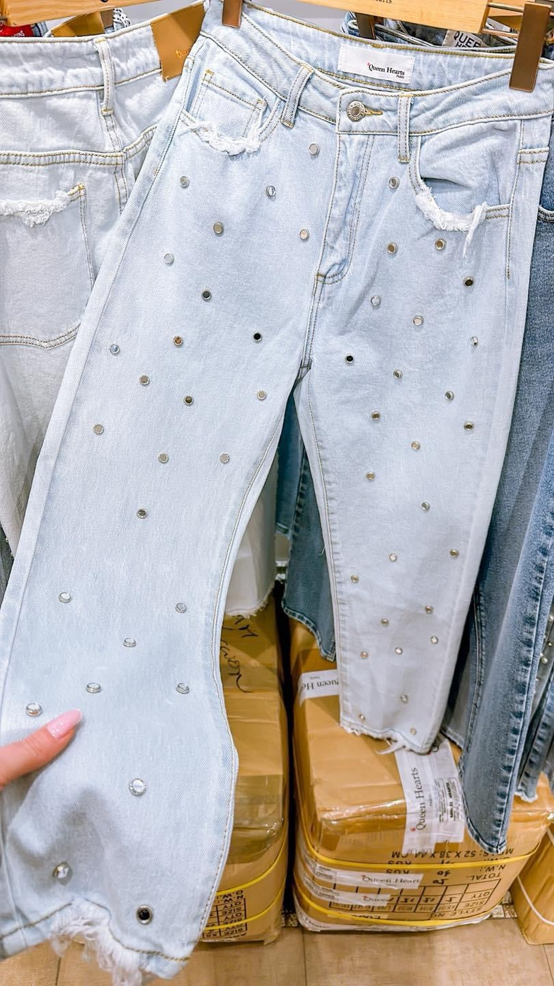 Queen Hearts Mom Fit Jeans With Fine Rhinestones