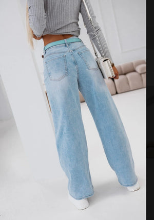 High-Waisted Jeans With Heart-Shaped Distressing