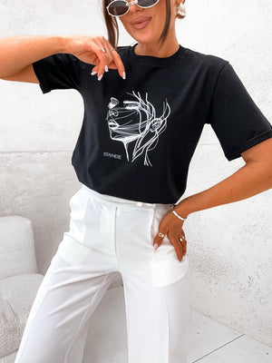 T-Shirt With Face Sketch Print