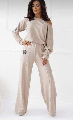 Basari Loe Tracksuit Set