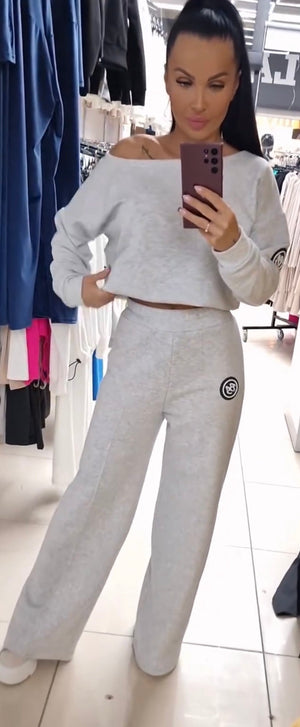 Basari Loe Tracksuit Set