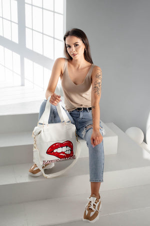 Laura Biaggi White Shopper Bag With Lips Motif