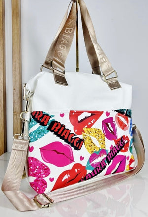 Handbag With Lips Applique
