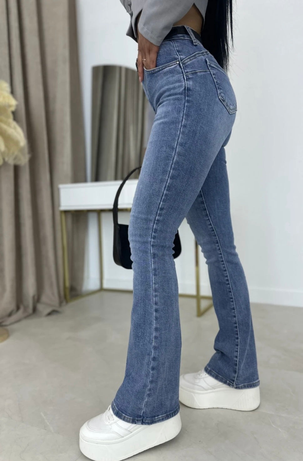 Retro Vibe Flared Jeans