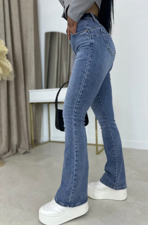 Retro Vibe Flared Jeans