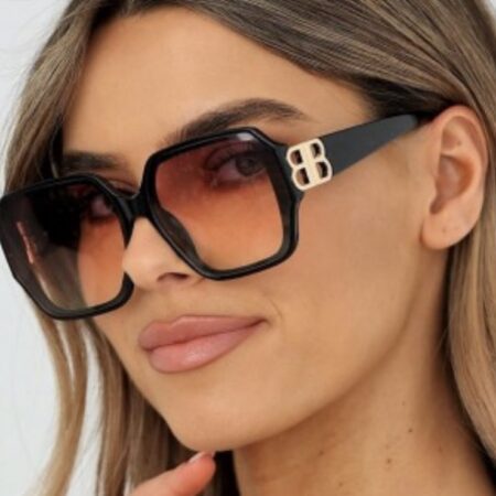 "STYLOWE MUST-HAVE NA LETNIĄ AURĘ: OKULARY PRZECIWSŁONECZNE BELLA „