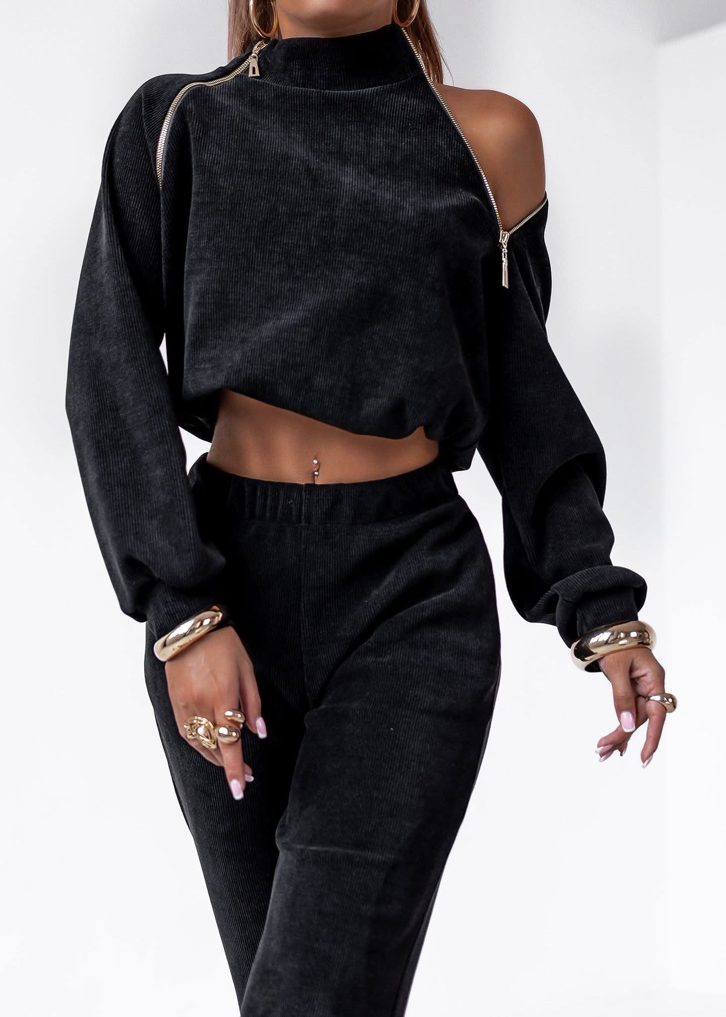 Komplet Sztruksowy "TOKYO" – Nowa Definicja Luksusowego Komfortu